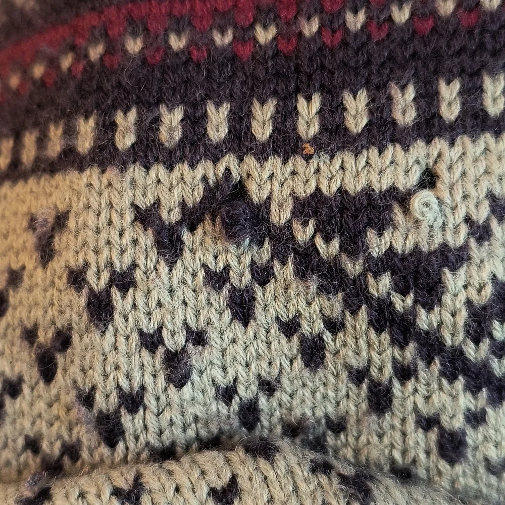 Vintage Patterned Knit Sweater - Picture 4 of 5